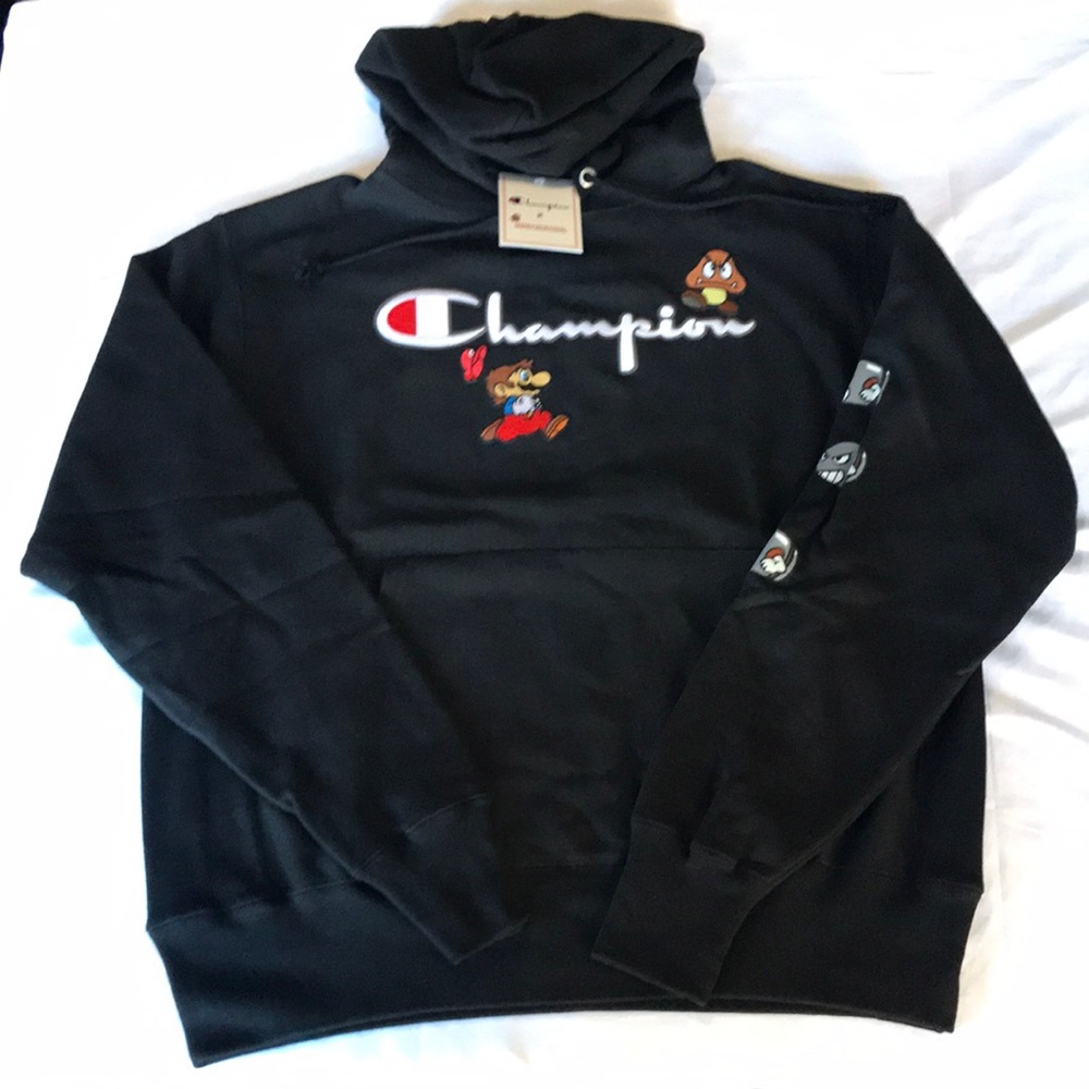 Champion x Super Mario Bros Reverse Weave Hoodie Size XS NWT